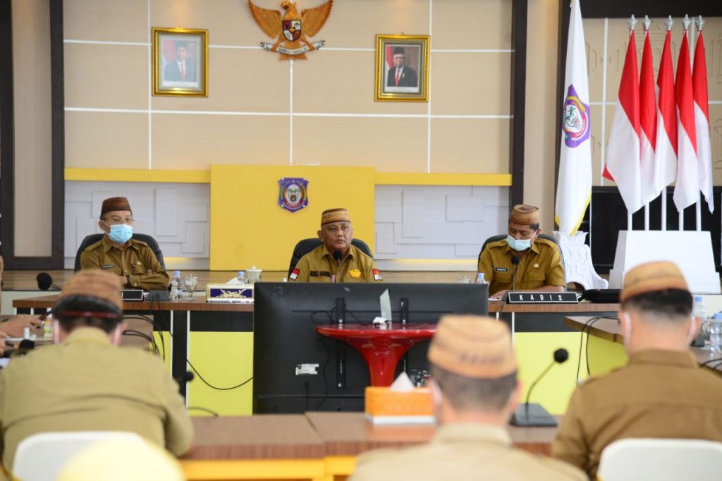 Gubernur Rusli Minta Dinas PUPR dan Biro Pengadaan Segera Lelang Pekerjaan