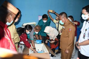 Vaksin Sinovac Tiba di Gorut, Ridwan : Pertama Divaksin 10 Orang Pejabat