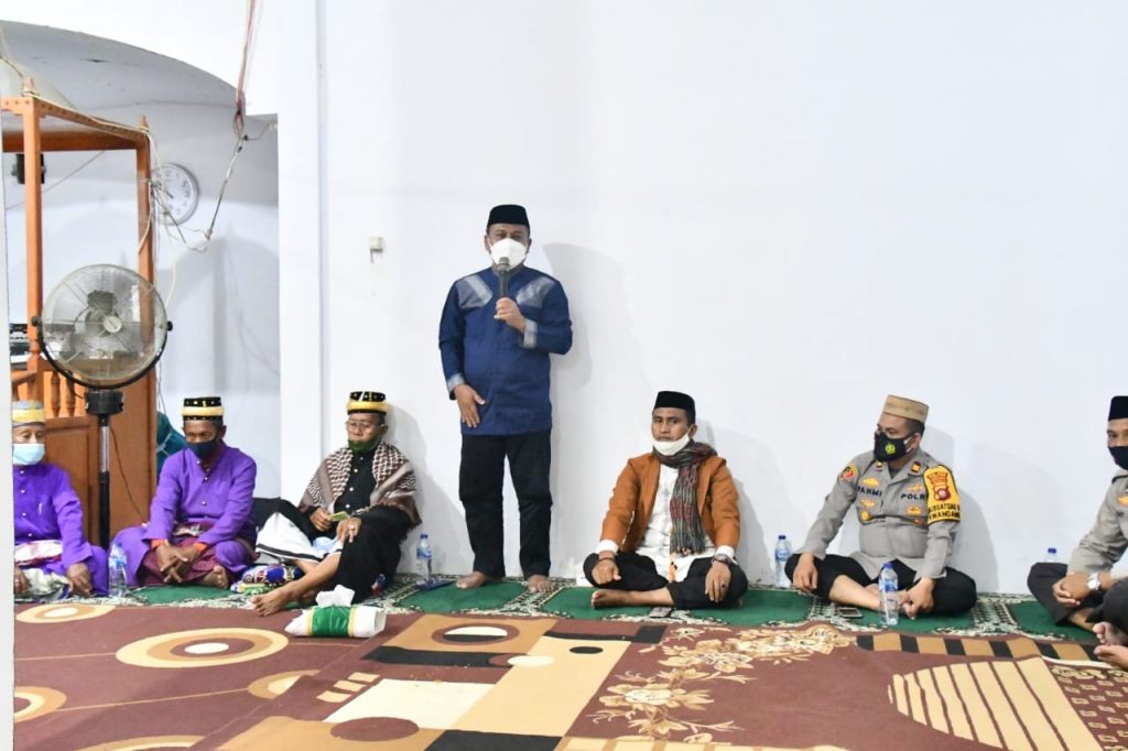 Ridwan Yasin Hadiri Peringatan Isra Mi’raj di Tomilito