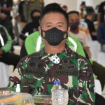 Danrem 133/NW Hadiri Pelaksanaan Vaksinasi Para Abang Bentor dan Ojol