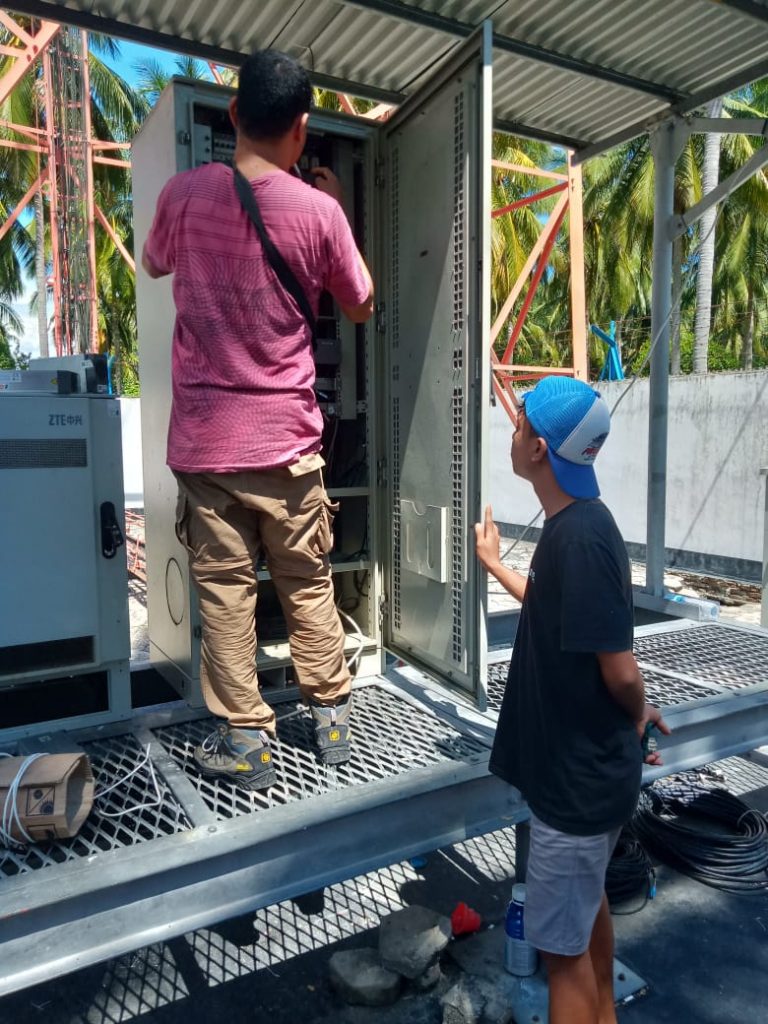 Warga Ulubongka Keluhkan Jaringan Seluler Tidak Stabil