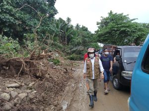 Yasti Tinjau Dua Titik Lokasi Longsor di Bolaang