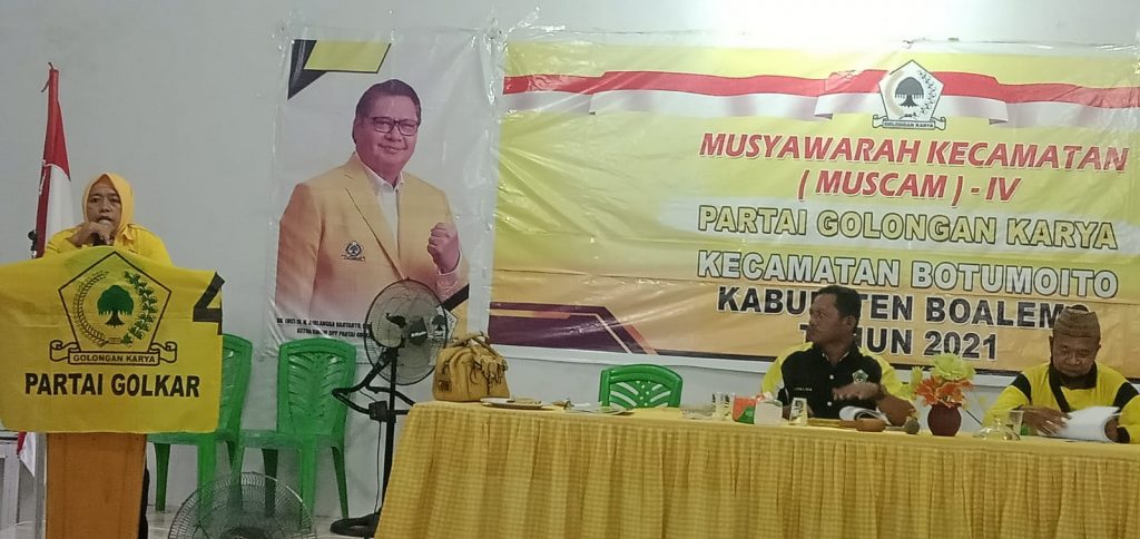Fenti M. Dalanggo Resmi Jabat Ketua PK Golkar Botumoito