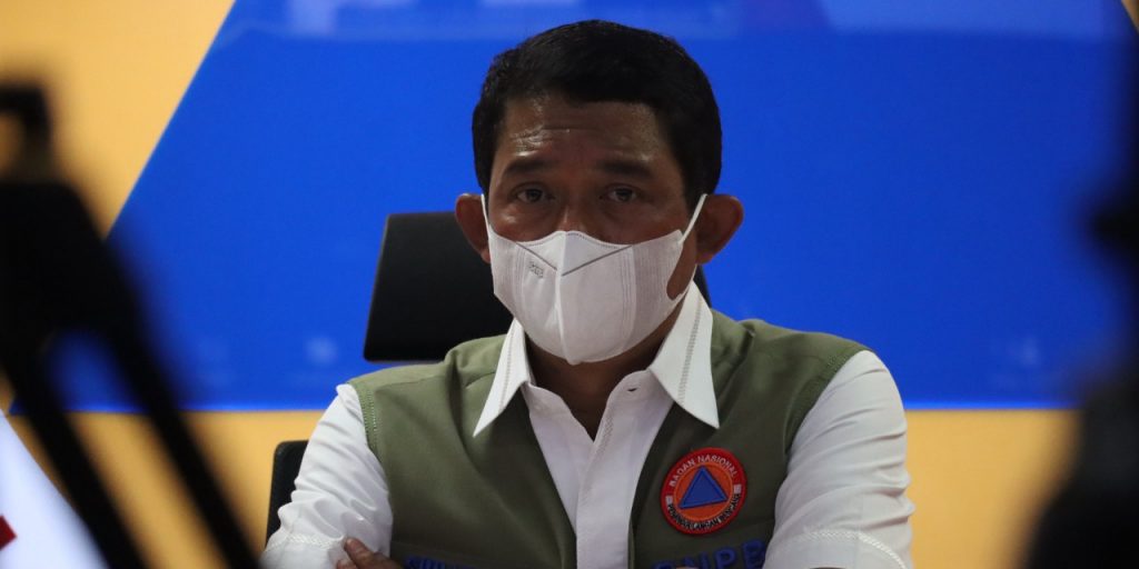 Kepala BNPB ke Lokasi Terdampak Erupsi Gunung Semeru, Pastikan Penanganan Darurat
