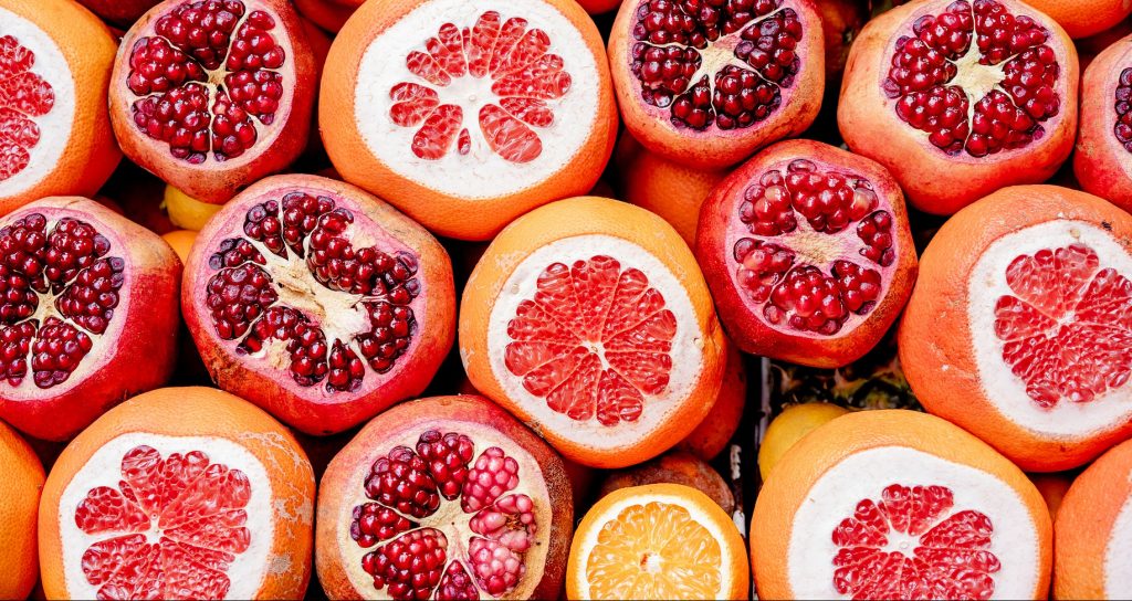 Tekanan Darahmu Tinggi? Yuk Konsumsi Buah Delima