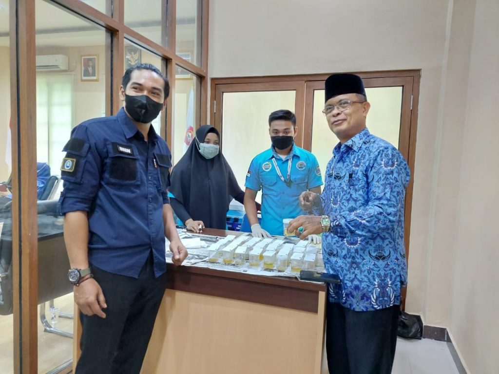 BNNK Lakukan Tes Urine kepada Pejabat Kabupaten Bone Bolango