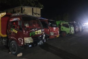 5 Truck Diduga Muat Batu Hitam Diamankan Polisi