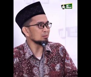 Dunia Itu Semu, Begini Penjelasan Ustadz Adi Hidayat