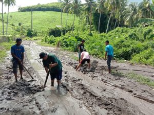 Jalan Rusak di Desa Limbatihu, Warga Harap Jadi Perhatian Pemda Boalemo