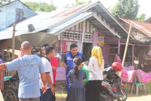 Pemerhati Jurnalis Siber Salurkan Bantuan Kepada Korban Banjir di Boalemo