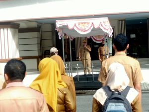 Bupati Thariq Minta Para Asisten Evaluasi Pelaksanaan Program