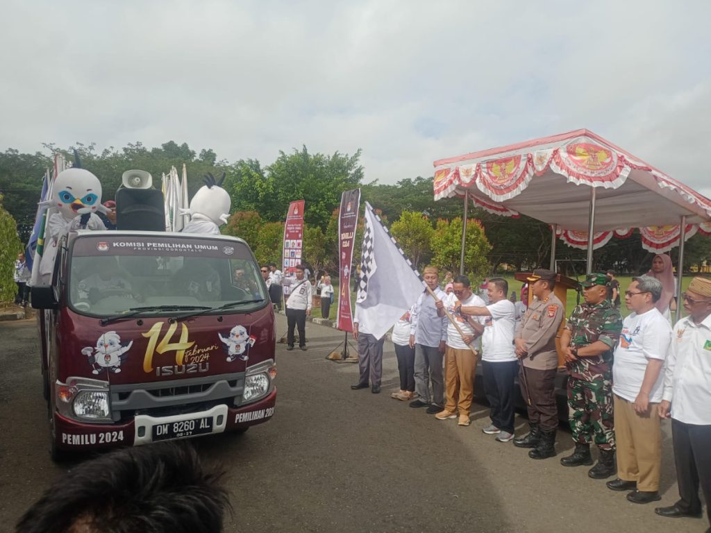 Bupati Thariq Melepas Rombongan Kirab Pemilu 2024