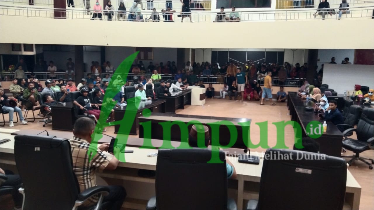 Demo Soal Tambang di Pohuwato, Rein : Tidak Ada Guna Lagi DPRD dan Bupati