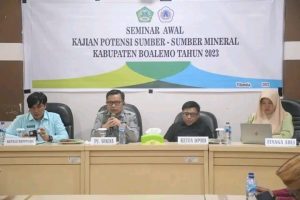 Penjabat Sekda Boalemo Buka Seminar Kajian Sumber-sumber Mineral