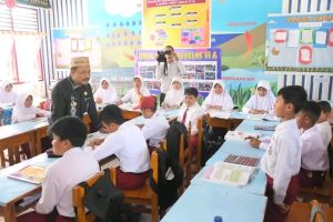 Penjabup Sherman Tinjau Pembelajaran Asesmen Nasional Berbasis Komputer