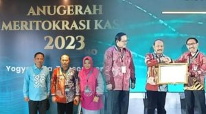 Terapkan Sistem Merit, Pemda Boalemo Terima Penghargaan Meritokrasi