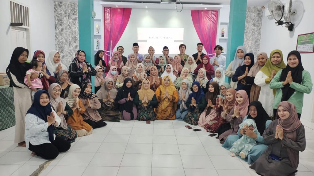 Rajut Silatuhrahmi, Puskesmas Paguyaman Pantai Gelar Halal bi Halal