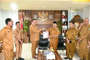 Steve Ahaliki Jadi Plt Camat Paguyaman, Sherman Harap Berikan Pelayanan Terbaik