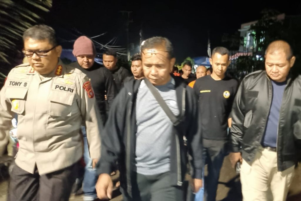 Kapolda Gorontalo Kerahkan Personil Lakukan Pencarian Korban Longsor di Kawasan Tambang Rakyat