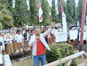 Halid Arifin Minta Mendagri Berhentikan Penjabup Boalemo