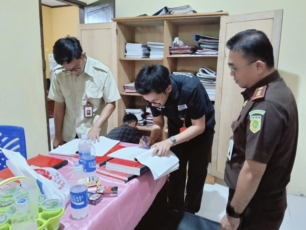 Soal Pasar Dulupi, Kajari Boalemo Turun Langsung Geledah Diskumperindag