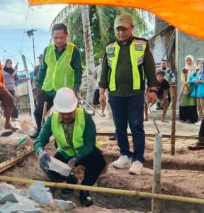 Penjabup Sherman Kembali Letakan Batu Pertama Pembangunan Sanitasi