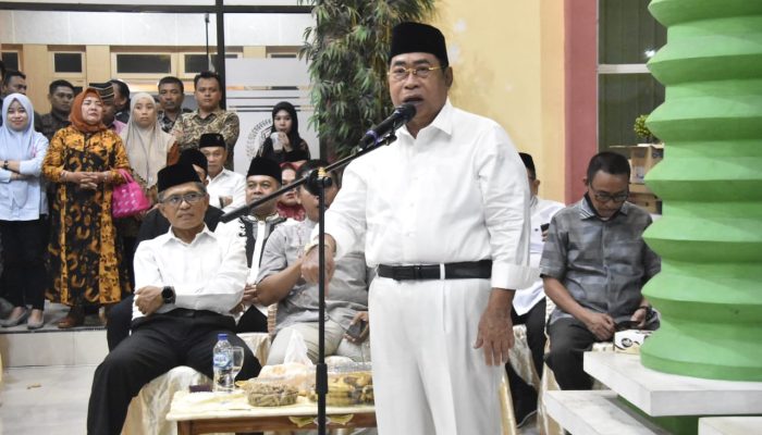 Uji Daya Tahan Lurah, Adhan : Kalau Tidak Mampu Sudah Tau Konsekuensinya