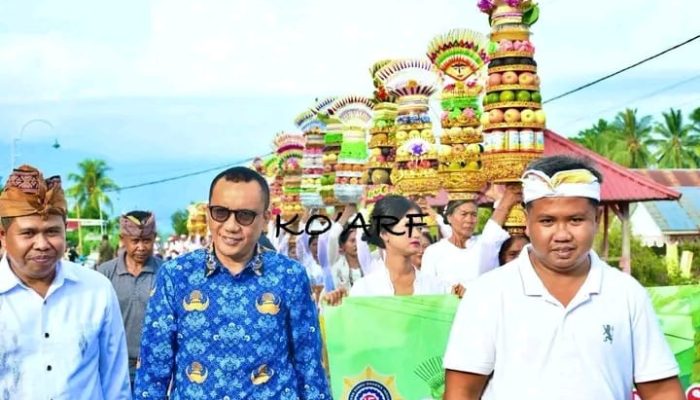 Wabup Boalemo Lahmuddin Hambali Apresiasi Kekompakan Warga Tri Rukun dalam Parade Budaya
