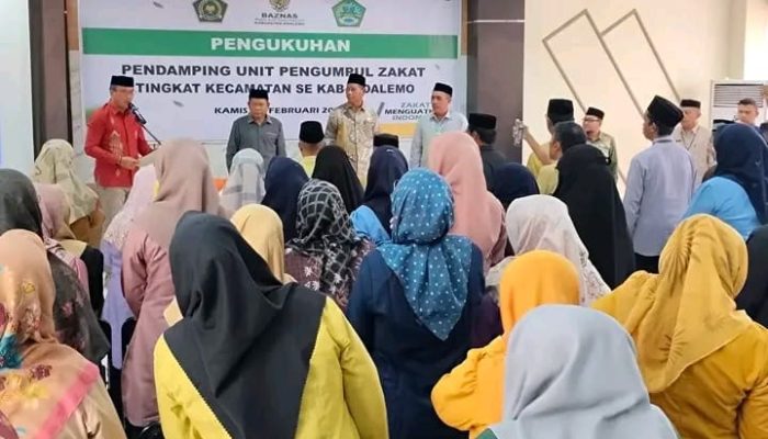 Kukuhkan 70 Pendamping UPZ, Lahmuddin Hambali: Jaga Kepercayaan Masyarakat