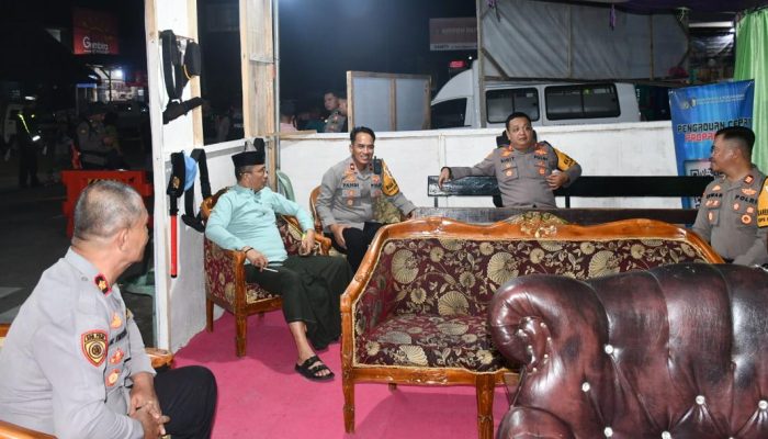 Pastikan Masyarakat Aman Menjelang Hari Raya, Wabup Lahmuddin Pantau Sejumlah Lokasi dan Kunjungi Posko Pengamanan