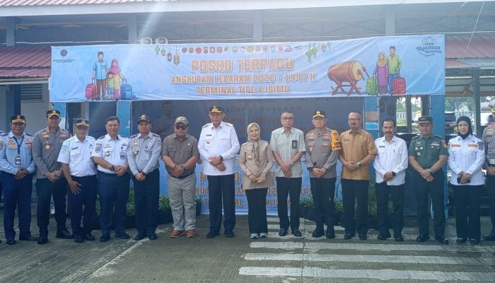 Pastikan Arus Mudik Lancar, Thomas Mopili Tinjau Kesiapan Bandara dan Terminal Isimu