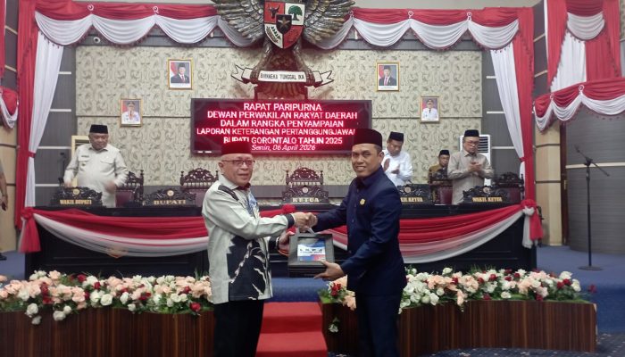 Bupati Sofyan Paparkan Capaian LKPJ 2025 dalam Rapat Paripurna, Ekonomi Kabupaten Gorontalo Melejit 5,71 Persen