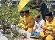 Refleksi 19 Tahun Gorut, Thariq-Nurjana Ziarah ke Makam Para Pejuang Pembentukan Daerah
