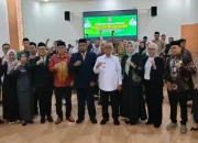 Optimalkan Pelayanan Publik, Bupati Ismet Mile Lantik Sejumlah Pejabat Struktural, Fungsional, dan Dewan Pendidikan