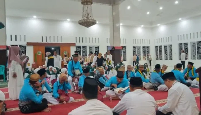 Pemkab Bone Bolango Lepas Keberangkatan 59 Jemaah Calon Haji ke Tanah Suci