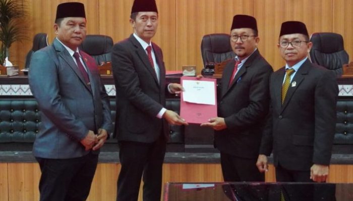 Sinergi Eksekutif-Legislatif, DPRD Bolsel Sahkan LKPJ 2025 dan 7 Ranperda Inisiatif dalam Paripurna
