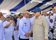 Presiden Prabowo Resmikan Kampung Nelayan Merah Putih, Bupati Ismet Mile Nyatakan Dukung Penuh