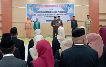 Bupati Sofyan Puhi Lantik 69 Kepala Sekolah dan Korwil, Tekankan Profesionalisme serta Persiapan Diklat DAK