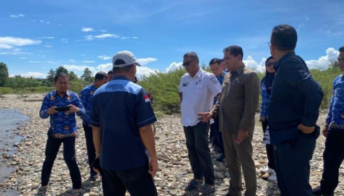 Ikan Mati di Sungai Bone, Sekda Iwan Mustapa Minta Warga Sementara Hindari Air Sungai