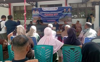 Bukti Dukungan Ekonomi Kreatif, Sofyan-Tonny Serahkan 17 Gerobak kepada Pelaku UMKM