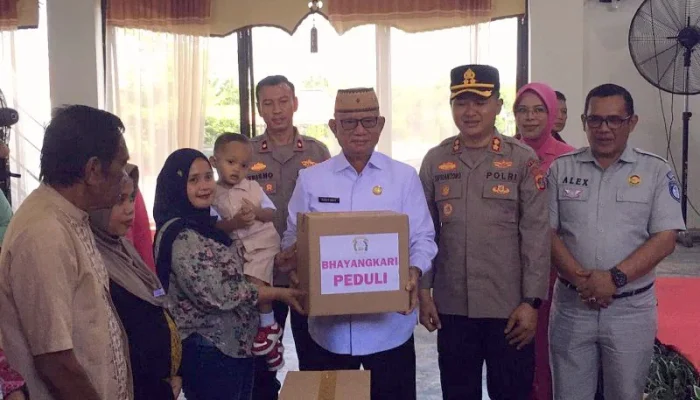 Sinergi Pemkab, Polres, dan Bhayangkari Bone Bolango Hadirkan Aksi Sosial dan Kesehatan untuk Rakyat