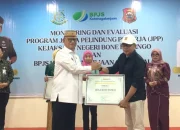 Cetak Pendaftar Terbanyak, Desa Botutonuo Sabet Juara Satu Program Jaksa Pelindung Pekerja