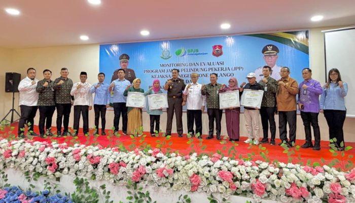 Program Jaksa Pelindung Kerja Raih Hasil Mengesankan, Pemkab Bonbol Tembus Posisi 10 Besar Capaian Kepesertaan BPJS Ketenagakerjaan