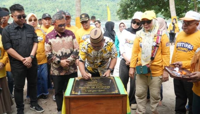Dukung Wisata Ramah Muslim, Bupati Thariq Resmikan Mushola At-Thoriq di Pulau Dionumo