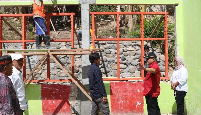 Soroti Pembangunan SDN 18 Telaga Biru, Bupati Sofyan Tekankan Kualitas Pengawasan
