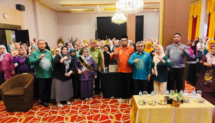 Cegah Ketertinggalan Digital, Bupati Ismet Dorong Pembenahan Mutu Kepsek di Tingkat PAUD