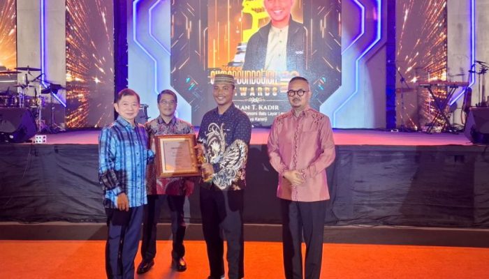 Thomas Mopili Serahkan Dua Penganugerahan Sosok Inspiratif Sumo Foundation Awards 2026, Suharso Monoarfa Tekankan Kontribusi Kolektif Membangun Gorontalo