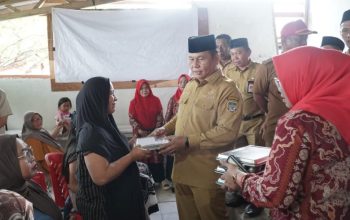Perkuat Program Presiden Makan Bergizi Gratis, Wabup Deddy Abdul Hamid Resmikan SPPG Desa Deaga
