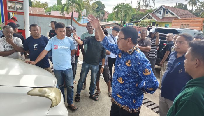 Sidak SPBU Lamu, Bupati Rum Pagau Hentikan Pembelian Jeriken dan Ancam Cabut Izin Operasional