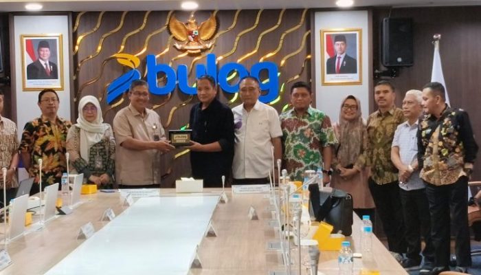 Antisipasi Inflasi Nataru, DPRD Gorontalo Sambangi Kantor Pusat Bulog Pastikan Stok Beras Aman